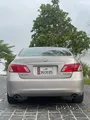 لكزس 350 موديل 2007 بحالة جيدة، لون صدفي، مكيف بارد، استمارة سارية 9 شهور