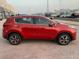 Kia Sportage, full-option model with a panoramic sunroof and 2.0L