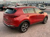 Kia Sportage, full-option model with a panoramic sunroof and 2.0L