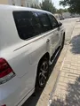 Toyota Land Cruiser GXR Grand Touring 202