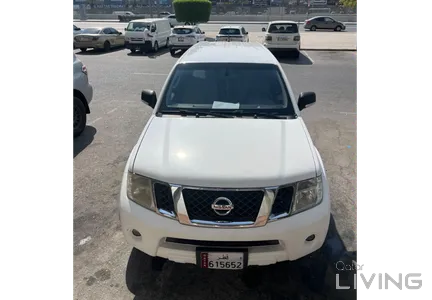 Nissan Pathfinder LE 2014