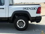 دودج رام 1500 RHD 2025 مستعملة بأداء قوي وناقل أوتوماتيك