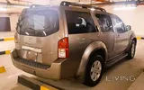 2006 Nissan Pathfinder LE - Reliable Used SUV with Automatic Transmission