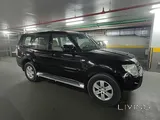 2008 Mitsubishi Pajero 3.5L - ODO: 210,000 km, Petrol, Automatic