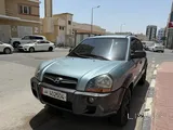 2009 Hyundai Tucson Limited - Used Petrol SUV with Automatic Gear