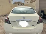 2011 Model Nissan Altima for sale