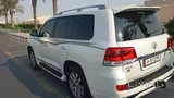Toyota Land Cruiser 2016 VXS - 5.7L V8 4WD, 7 Seats, Lexus Features