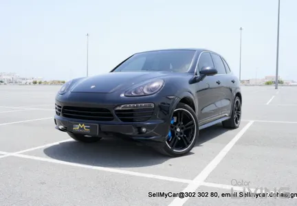 Porsche Cayenne  2012