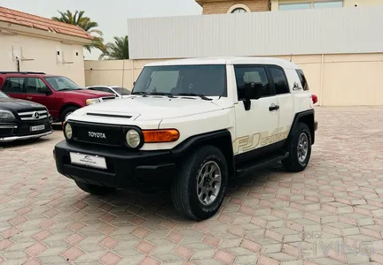 Toyota FJ Cruiser  2012