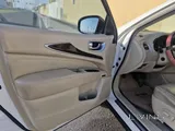 إنفينيتي JX35 2013، SUV عائلية مريحة وموثوقة بحالة ممتازة
