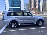 2013 Mitsubishi Pajero 3.5L GLS Full Option (First Owner)