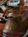 2013 Nissan pathfinder 6 cylinders 141k km.