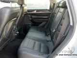 2013 Volkswagen Touareg Sport