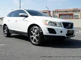 2013 Volvo XC60 T5  + Full-Service Record Available with Volvo Service Centre