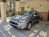 2014 Mitsubishi Outlander 7-Seater SUV - Full Service History