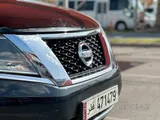 نيسان باثفايندر LE 2014 - سيارة رياضية مستعملة بنظام أوتوماتيكي ووقود بنزين