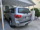 2014 Toyota sequia SR5