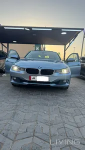 BMW 3-Series 320 i 2027