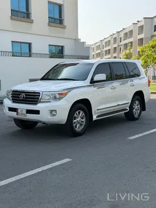 Toyota Land Cruiser GXR 2015