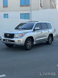 Toyota Land Cruiser GXR Limited 2015