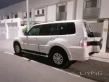 2015 Mitsubishi Pajero White SUV, Automatic