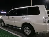 2015 Mitsubishi Pajero White SUV, Automatic
