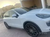 2015 Porsche Cayenne S - Full Service & Warranty, Low Mileage