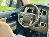تويوتا سيكويا بلاتينيوم 2015 مستعملة، بنزين، أوتوماتيك، رمادي