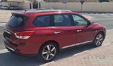 Nissan Pathfinder 2016 LE Automatic - Excellent Condition