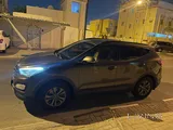 Hyundai Santa Fe 2016 Gasoline Automatic in Excellent Condition