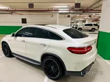 مرسيدس-بنز AMG GLE 63 S كوبيه 2016 — حالة صالة عرض