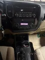 2016 Mitsubishi Outlander 2.4L white