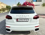 2016 - Porsche Cayenne GTS