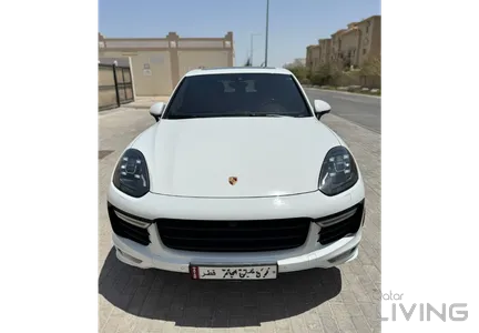 Porsche Cayenne GTS 2016