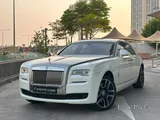 رولز رويس غاست 2016 - سيدان فاخرة مستعملة بناقل حركة أوتوماتيكي