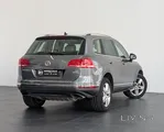 2016 Volkswagen Touareg-Low Mileage-Free Service Package