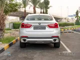 بي إم دبليو X6 2017 بيضاء - مستعملة، 126,600 كم، بنزين، أوتوماتيك، مقاعد جلدية