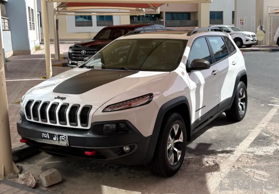 Jeep Cherokee 2017 — QatarLiving