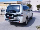 2017 MITSUBISHI PAJERO.