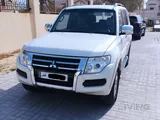 2017 MITSUBISHI PAJERO.