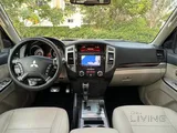 2017 Mitsubishi Pajero Gold Edition