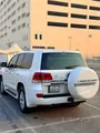 2017 Toyota Land Cruiser GXR V8