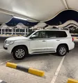 2017 Toyota Land Cruiser GXR V8