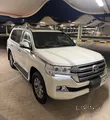 2017 Toyota Land Cruiser GXR V8