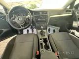 2017 Volkswagen Golf Standard - 37,000 km, Petrol, Automatic