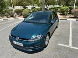 2017 Volkswagen Golf Standard - 37,000 km, Petrol, Automatic