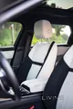 2018 Land Rover Range Rover Velar SE R-Dynamic, 112,000 km, original paint.