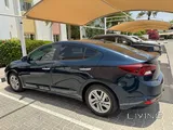هيونداي إلنترا 2019 كامل المواصفات | 84,000 كم | سجل خدمة كامل من هيونداي