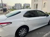 2019 Toyota Camry LE - Petrol Sedan with Automatic Transmission new tires