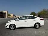 2019 Yaris Petrol At